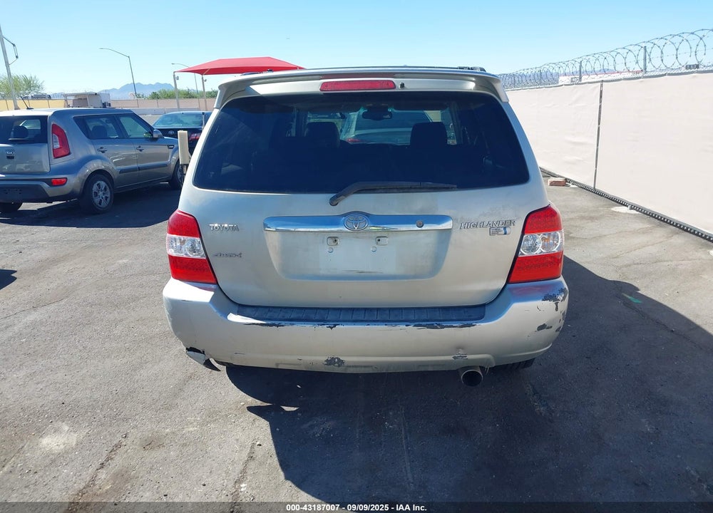 2006 TOYOTA HIGHLANDER HYBRID LIMITED V6 VIN: JTEEW21A260033058