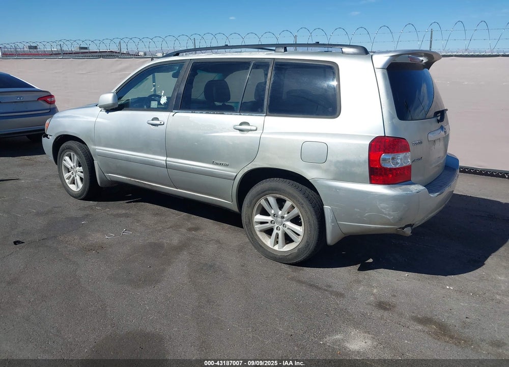 2006 TOYOTA HIGHLANDER HYBRID LIMITED V6 VIN: JTEEW21A260033058