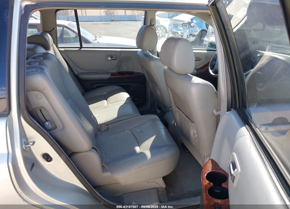 2006 TOYOTA HIGHLANDER HYBRID LIMITED V6 VIN: JTEEW21A260033058