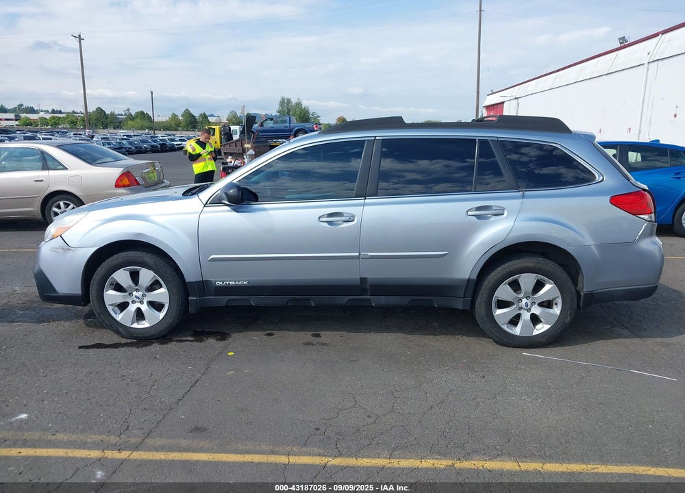 2014 SUBARU OUTBACK 2.5I VIN: 4S4BRBAC0E3270625