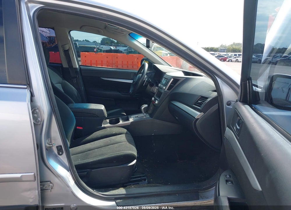 2014 SUBARU OUTBACK 2.5I VIN: 4S4BRBAC0E3270625