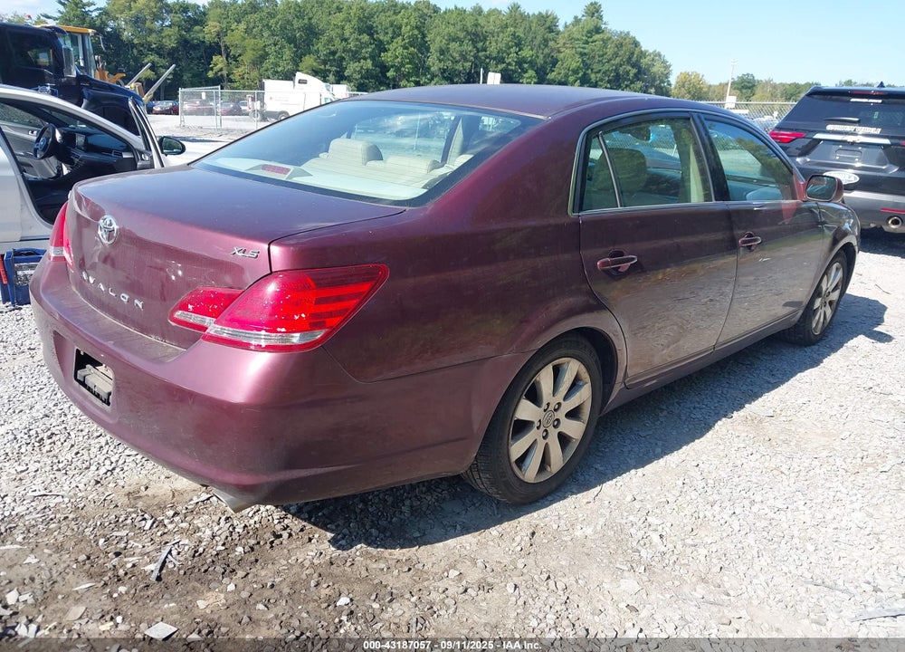 2005 TOYOTA AVALON XLS VIN: 4T1BK36B55U032578