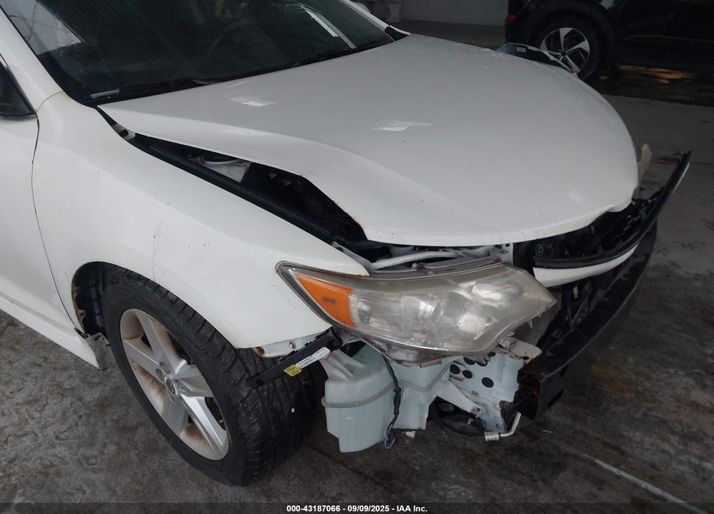 2012 TOYOTA CAMRY VIN: 4T1BF1FK2CU522093
