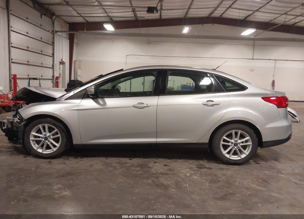 2017 FORD FOCUS VIN: 1FADP3F24HL325063