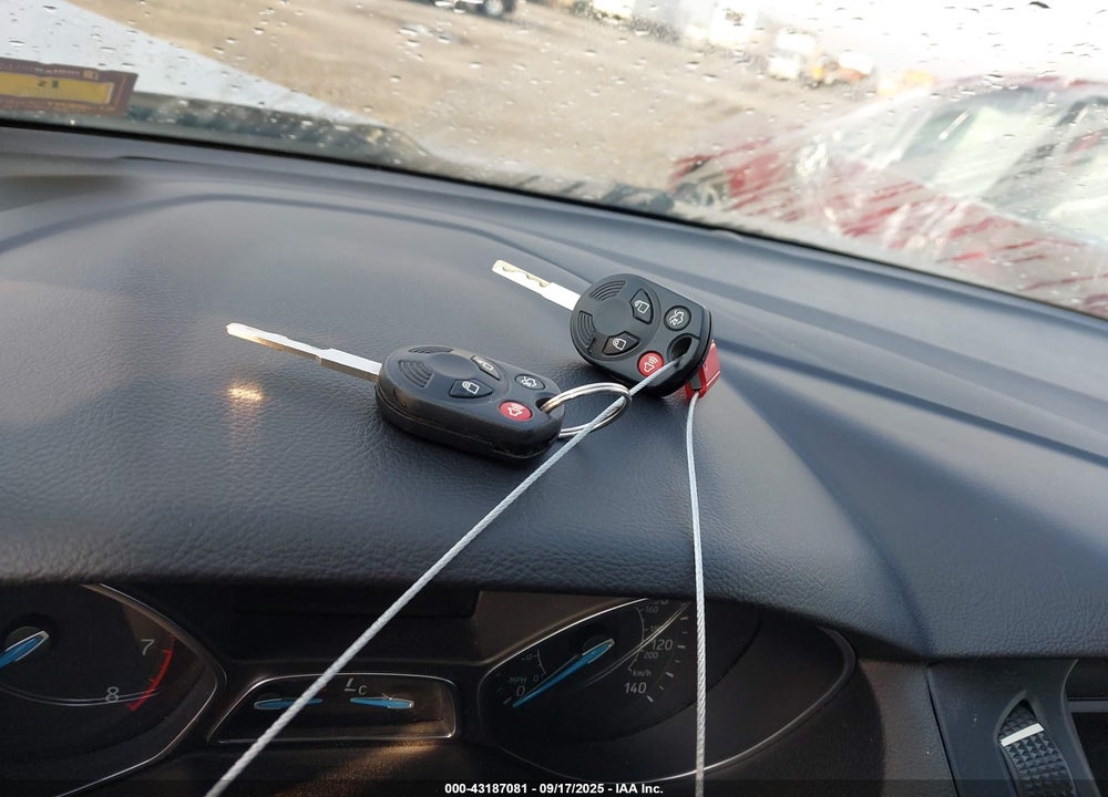 2017 FORD FOCUS VIN: 1FADP3F24HL325063