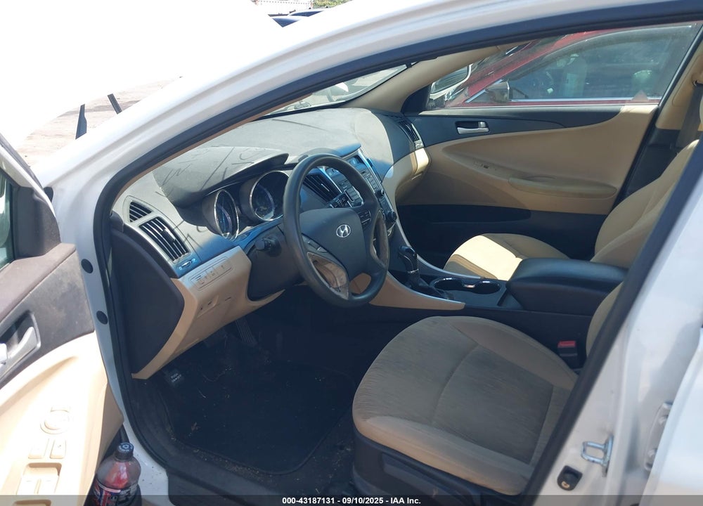 2011 HYUNDAI SONATA VIN: 5NPEB4AC8BH225241