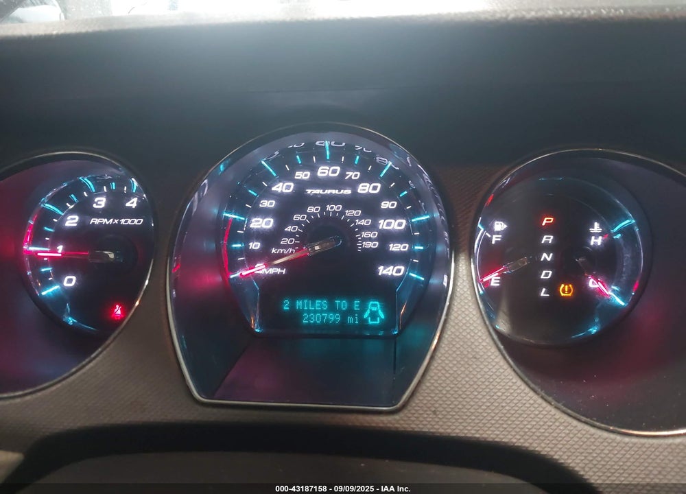 2011 FORD TAURUS VIN: 1FAHP2DW5BG179497