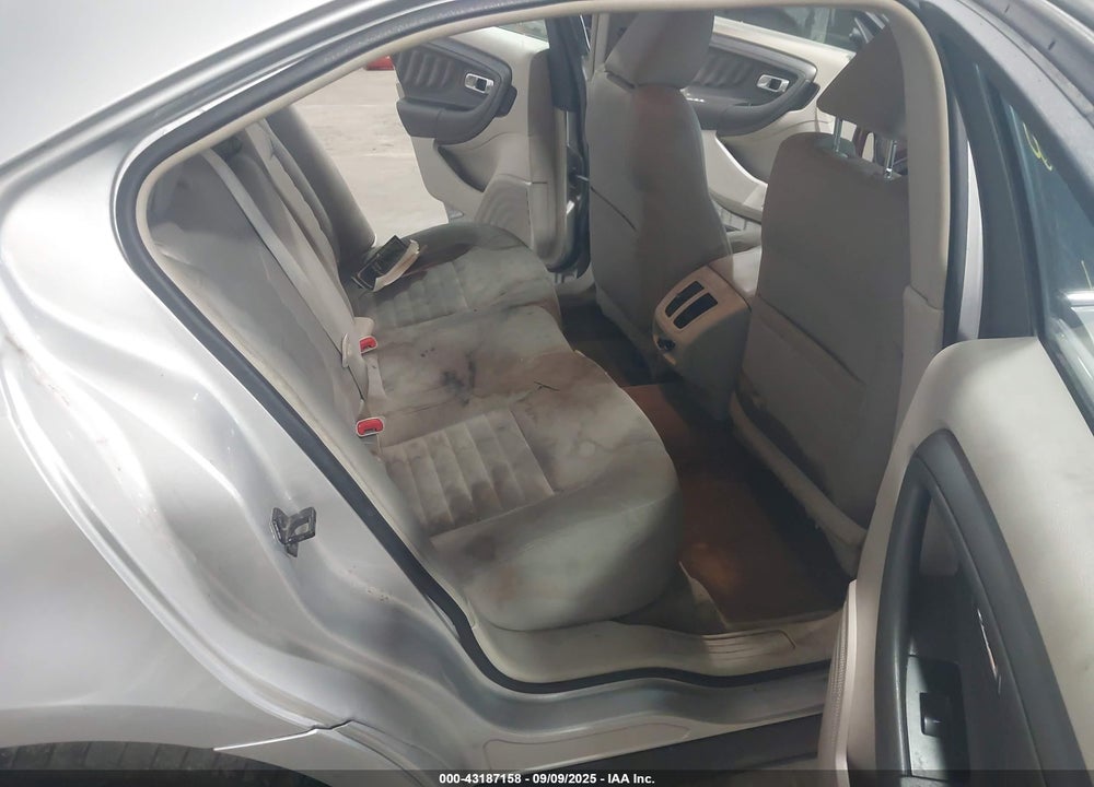 2011 FORD TAURUS VIN: 1FAHP2DW5BG179497