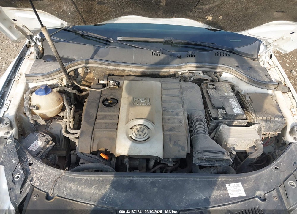 2006 VOLKSWAGEN PASSAT VIN: WVWEK93C16P085621