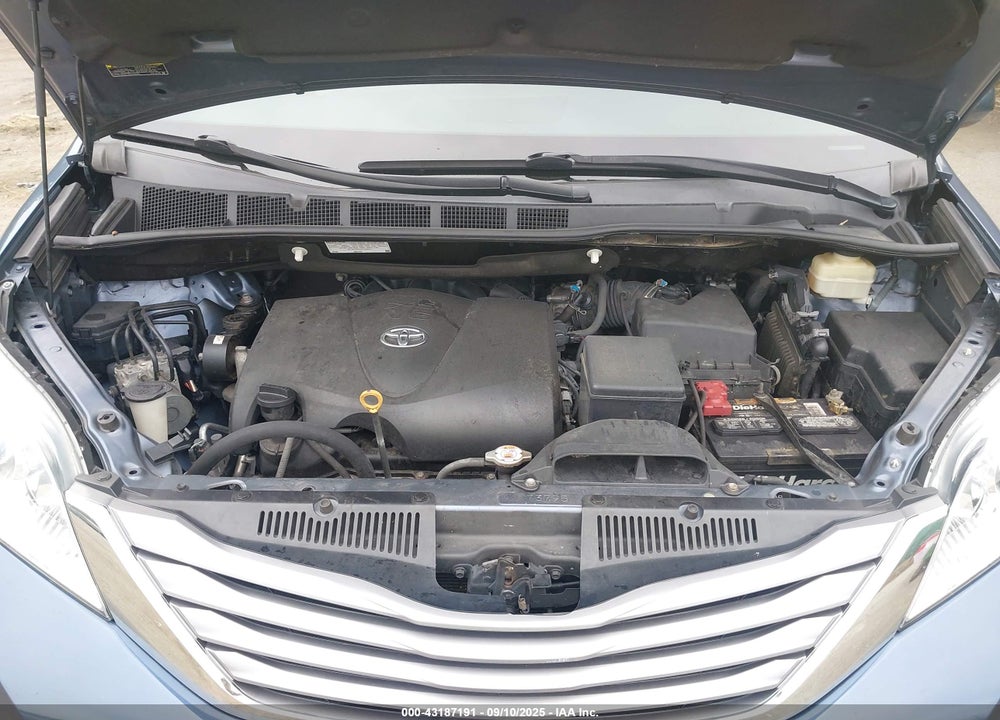 2017 TOYOTA SIENNA VIN: 5TDYZ3DC8HS836596