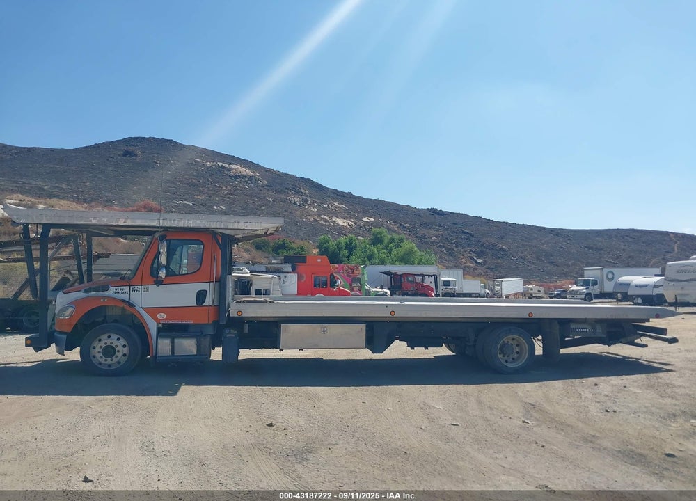 2018 FREIGHTLINER M2 106 VIN: 1FVACXFE3JHJJ9031