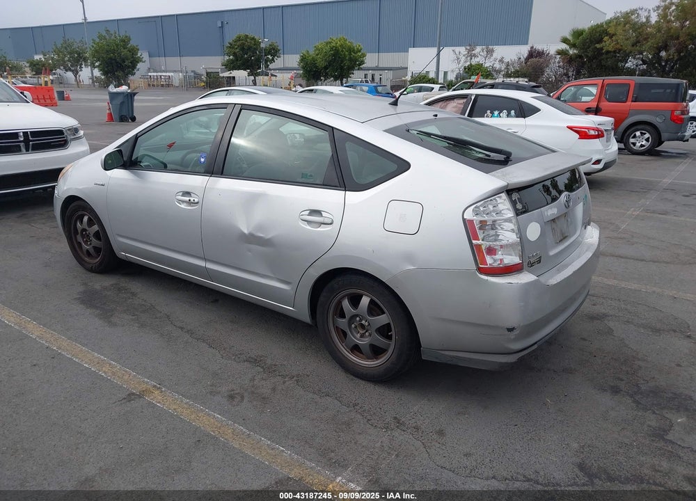 2008 TOYOTA PRIUS TOURING VIN: JTDKB20U483399829