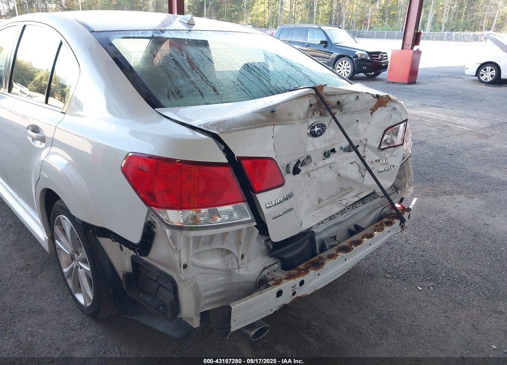 2013 SUBARU LEGACY VIN: 4S3BMDL65D2042601