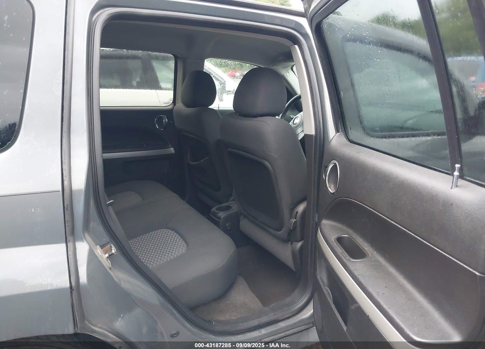 2008 CHEVROLET HHR LT VIN: 3GNDA23DX8S545062