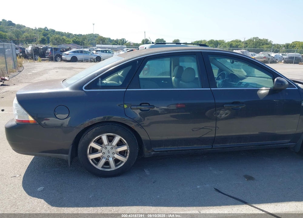 2008 FORD TAURUS VIN: 1FAHP24W58G146167