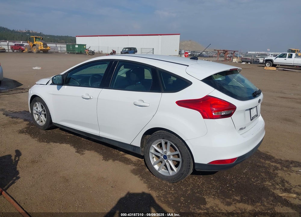 2018 FORD FOCUS SE VIN: 1FADP3K28JL231053