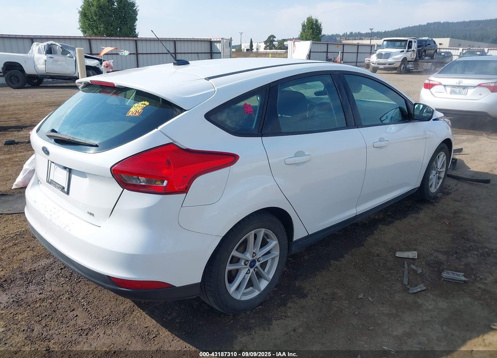 2018 FORD FOCUS SE VIN: 1FADP3K28JL231053