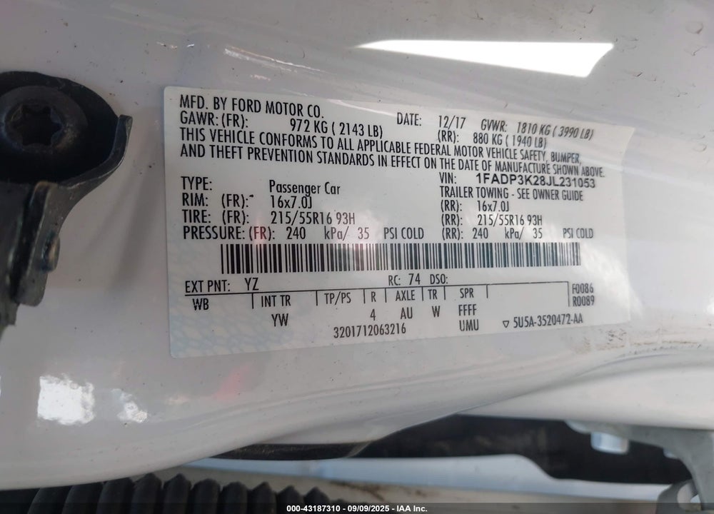 2018 FORD FOCUS SE VIN: 1FADP3K28JL231053