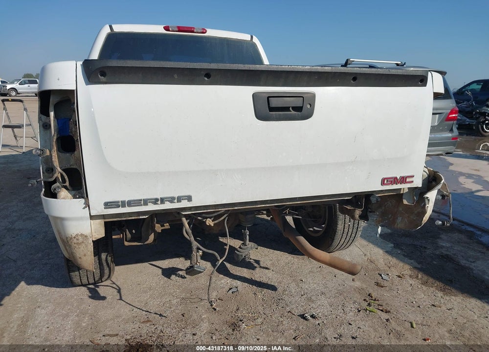 2008 GMC SIERRA 1500 WORK TRUCK VIN: 1GTEC19X78Z220228