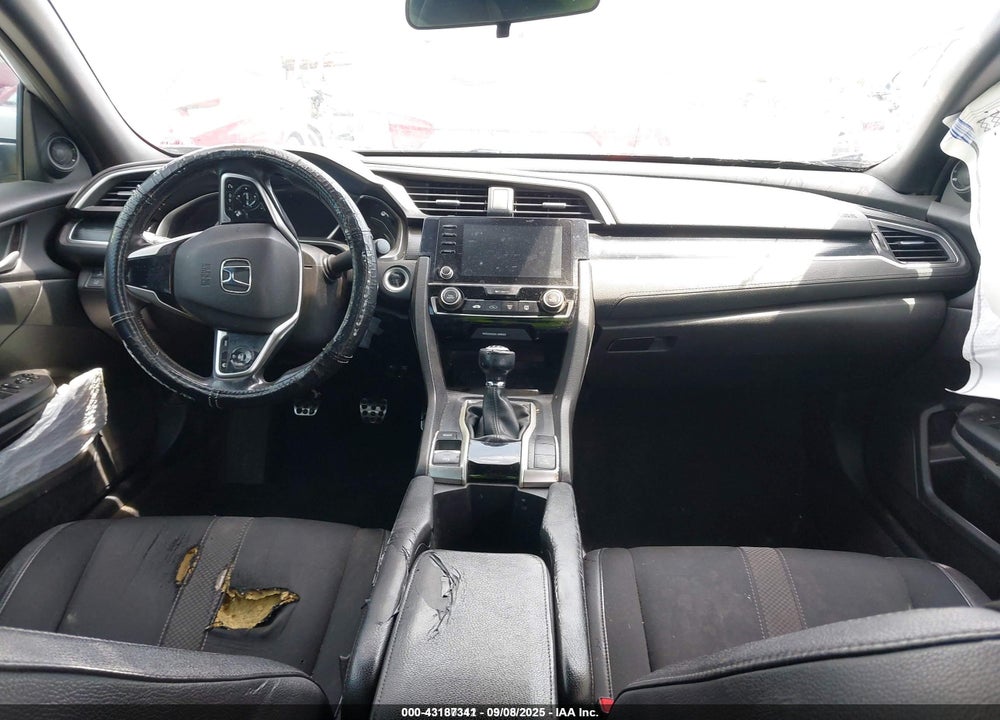 2019 HONDA CIVIC VIN: 19XFC2E82KE010700