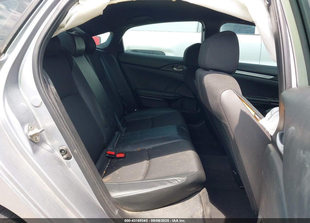 2019 HONDA CIVIC VIN: 19XFC2E82KE010700