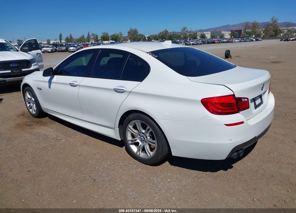 2012 BMW 528 VIN: WBAXG5C57CDX01630