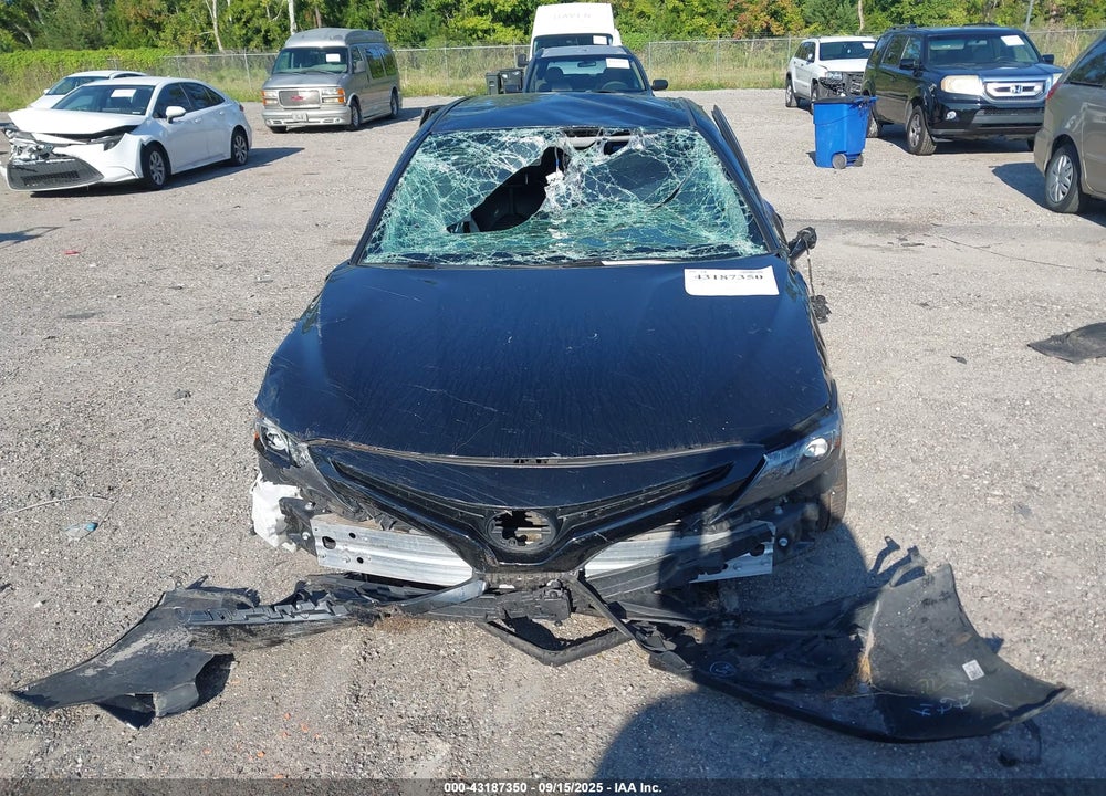 2021 TOYOTA CAMRY SE VIN: 4T1G11AK2MU454424