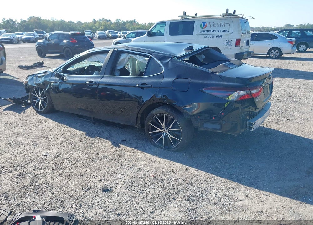 2021 TOYOTA CAMRY SE VIN: 4T1G11AK2MU454424