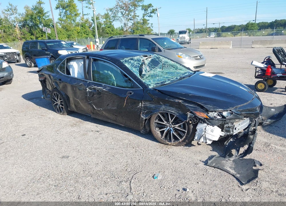 2021 TOYOTA CAMRY SE VIN: 4T1G11AK2MU454424