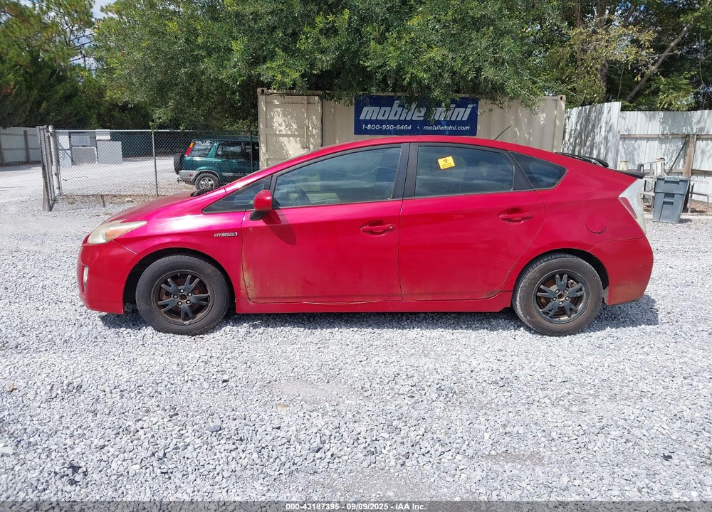 2011 TOYOTA PRIUS TWO VIN: JTDKN3DU2B1374096