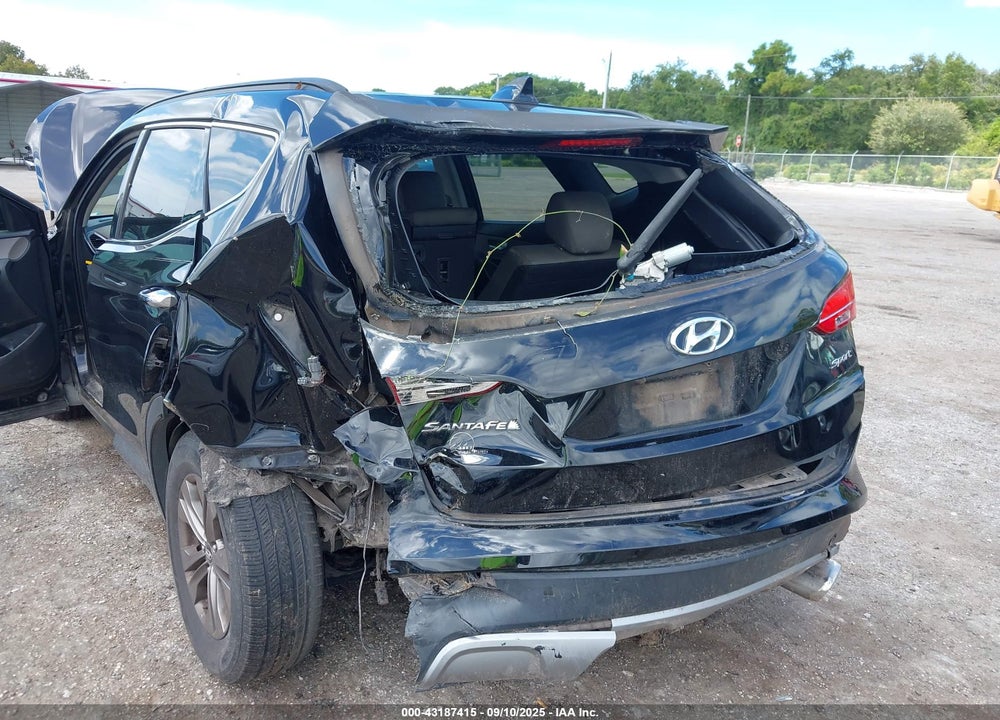 2013 HYUNDAI SANTA FE VIN: 5XYZU3LB8DG023388