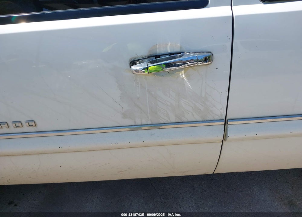 2013 CHEVROLET SILVERADO 1500 VIN: 1GCRCSE03DZ413972