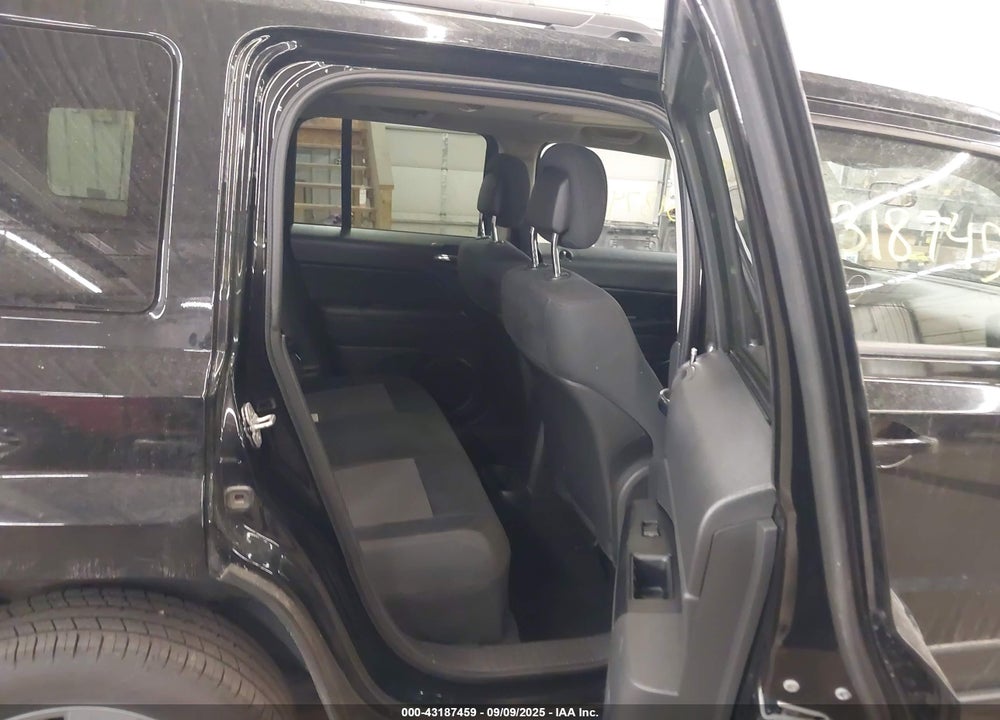 2012 JEEP PATRIOT VIN: 1C4NJRFB5CD611851