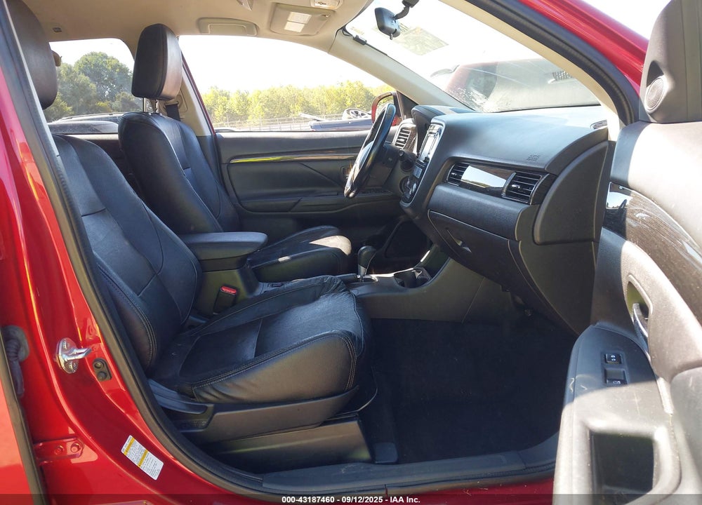 2016 MITSUBISHI OUTLANDER VIN: JA4AZ3A32GZ026278