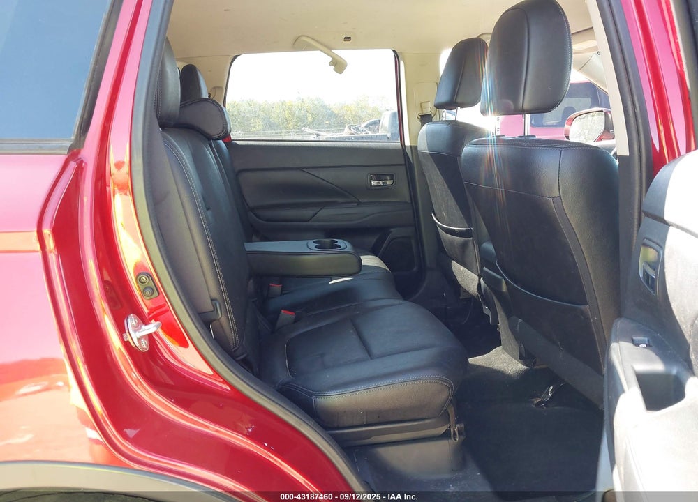 2016 MITSUBISHI OUTLANDER VIN: JA4AZ3A32GZ026278