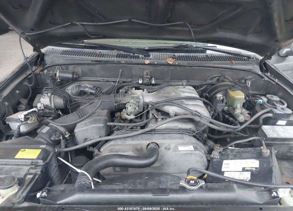 1998 TOYOTA 4RUNNER SR5 V6 VIN: JT3GN86R9W0070016