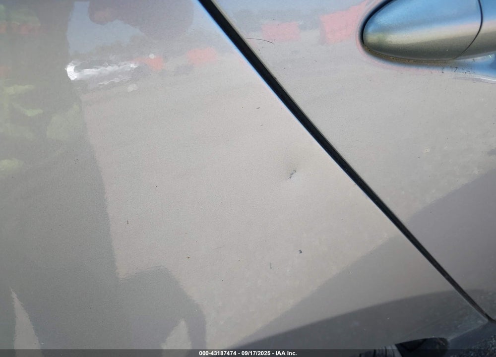 2010 HYUNDAI TUCSON GLS VIN: KM8JUCAC3AU093489