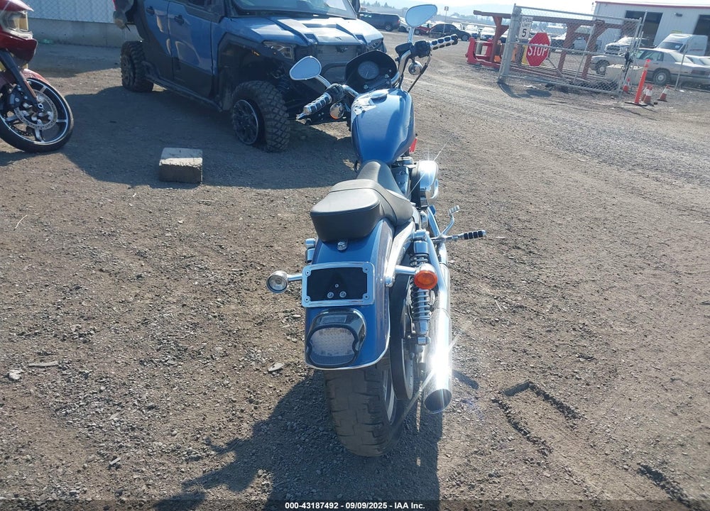 2005 HARLEY-DAVIDSON XL883 VIN: 1HD4CAM185K456369