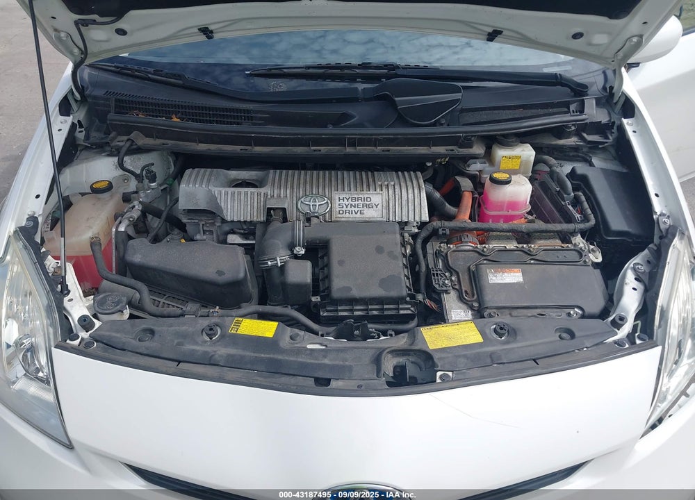 2014 TOYOTA PRIUS TWO VIN: JTDKN3DU2E0366462