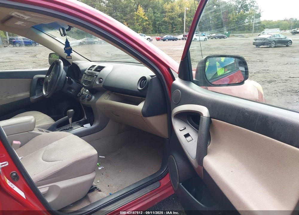 2006 TOYOTA RAV4 VIN: JTMBD33VX65041608