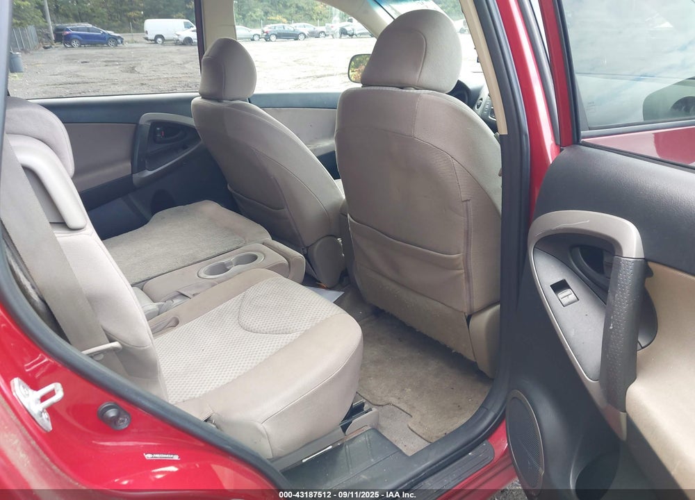 2006 TOYOTA RAV4 VIN: JTMBD33VX65041608