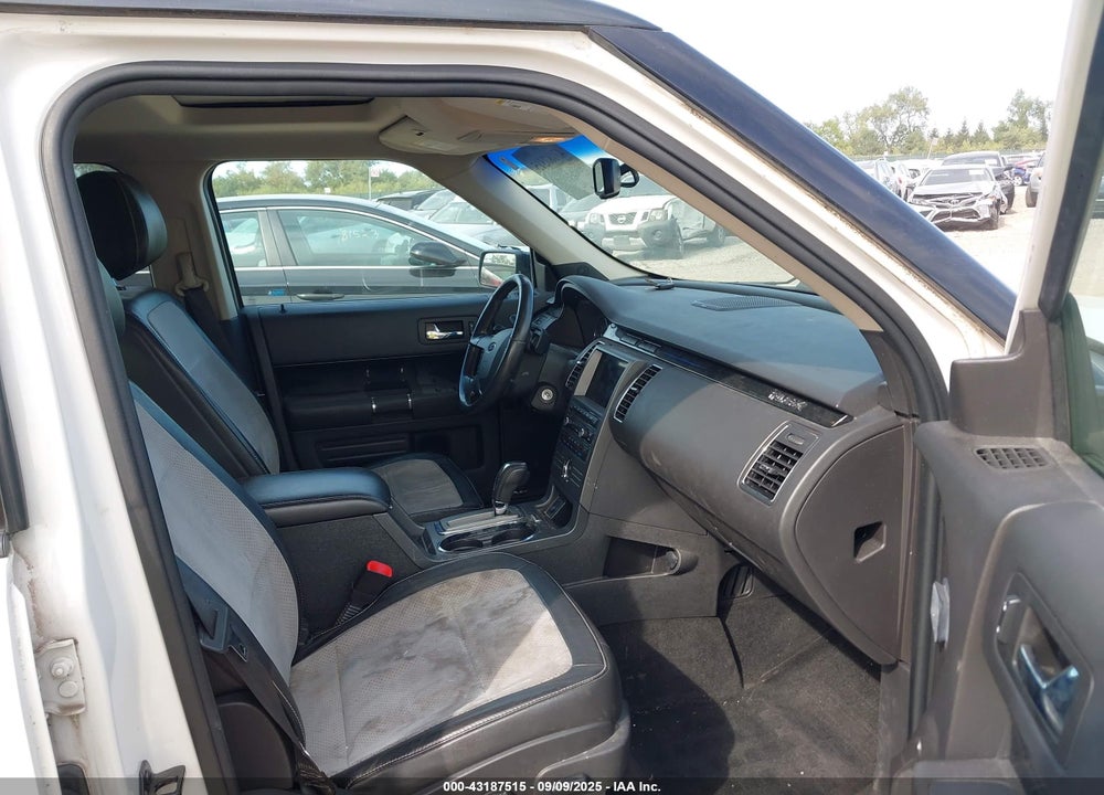 2011 FORD FLEX VIN: 2FMHK6DT8BBD15050