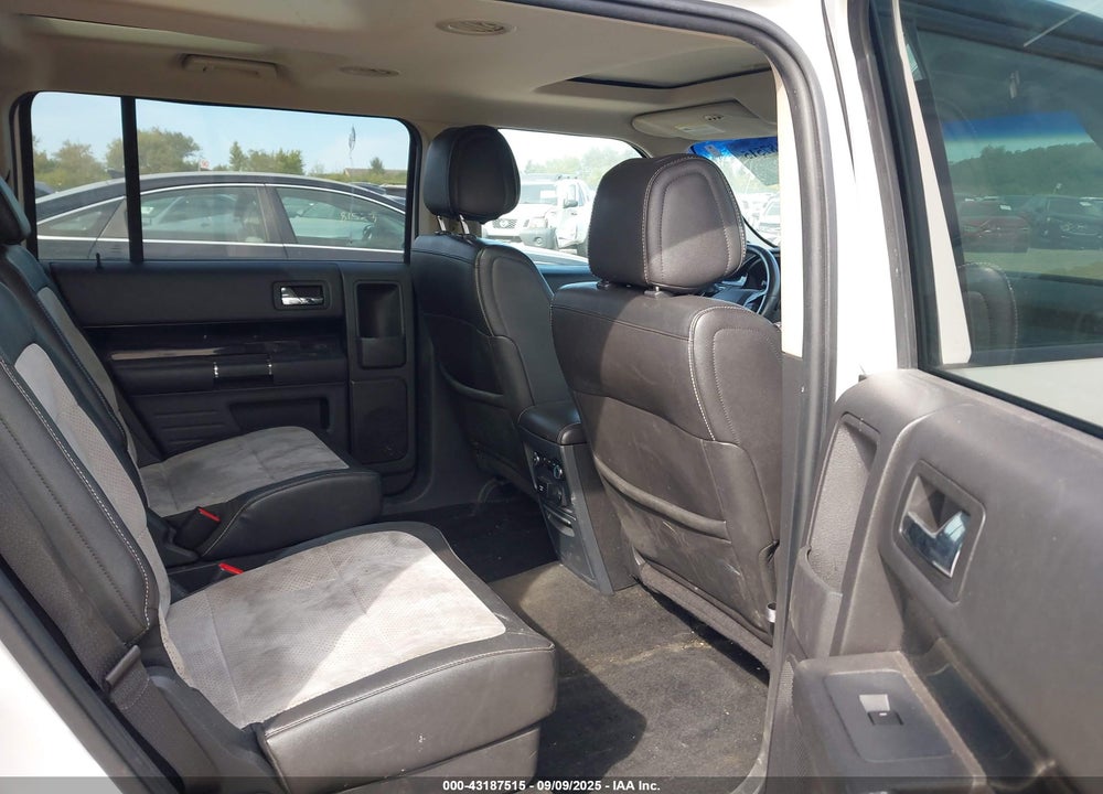 2011 FORD FLEX VIN: 2FMHK6DT8BBD15050