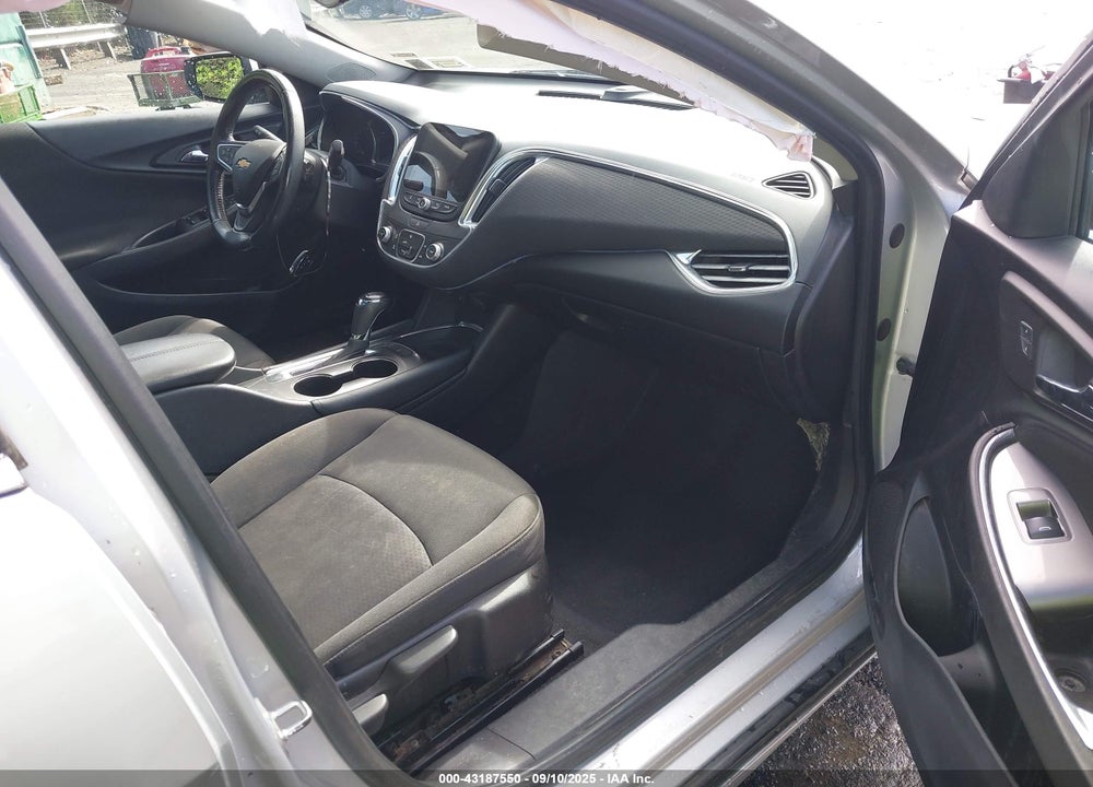 2018 CHEVROLET MALIBU LT VIN: 1G1ZD5ST4JF129821