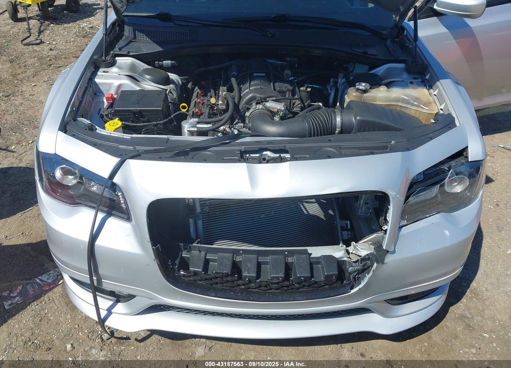 2020 CHRYSLER 300 300S VIN: 2C3CCABT3LH189491