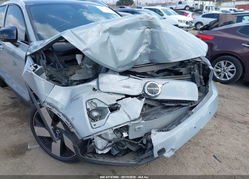2024 VOLVO C40 VIN: YV4EH3BL2R2098356