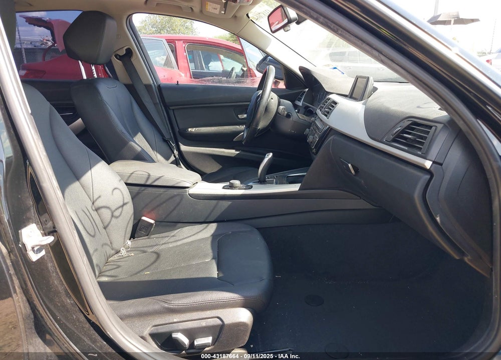 2017 BMW 3 SERIES VIN: WBA8E1G53HNU15272