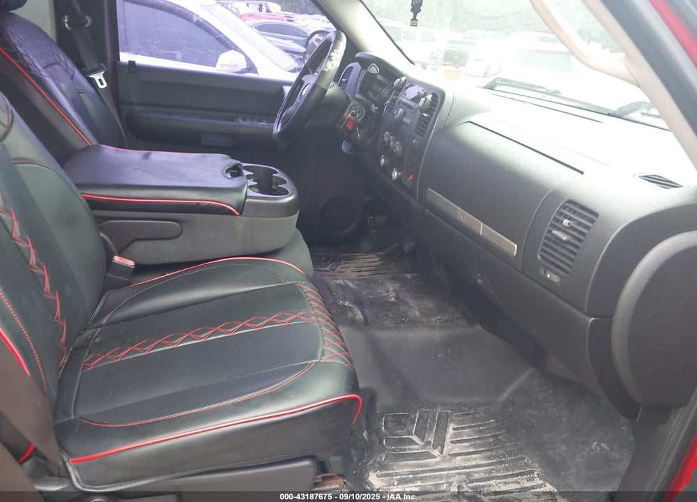 2008 CHEVROLET SILVERADO 1500 LT1 VIN: 1GCEC19C58Z231533