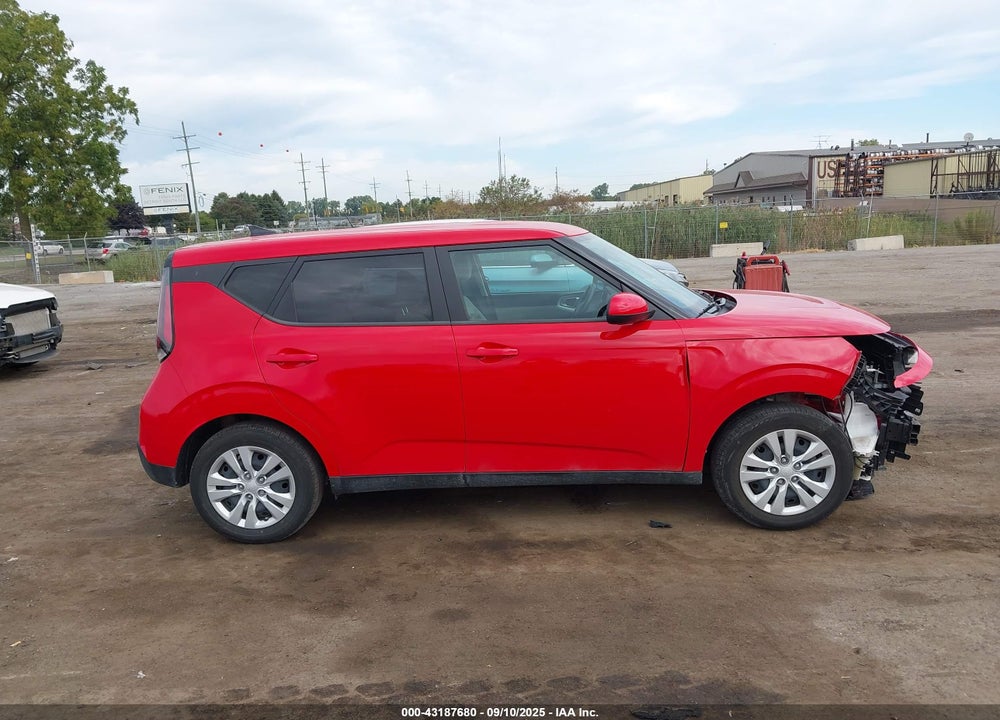 2023 KIA SOUL VIN: KNDJ23AU1P7217463