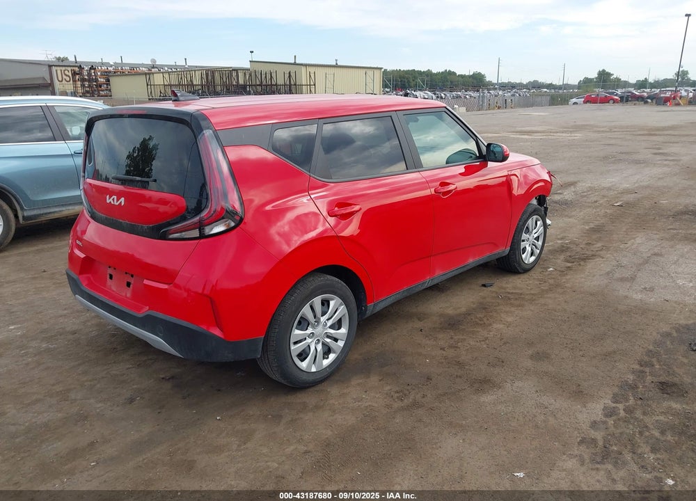2023 KIA SOUL VIN: KNDJ23AU1P7217463
